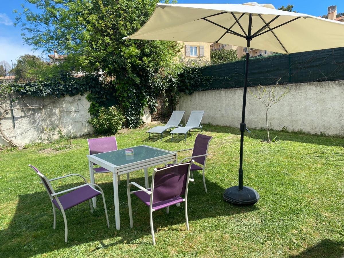 Studio climatisé avec piscine et jardin Villeneuve-Loubet Extérieur photo